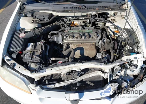 2000 Honda Accord 2.3 Ex from USA, damaged, VIN JHMCG6600YC025718